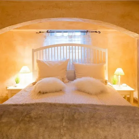 Altes Zollhaus Casa Rustica * シャルボイツ